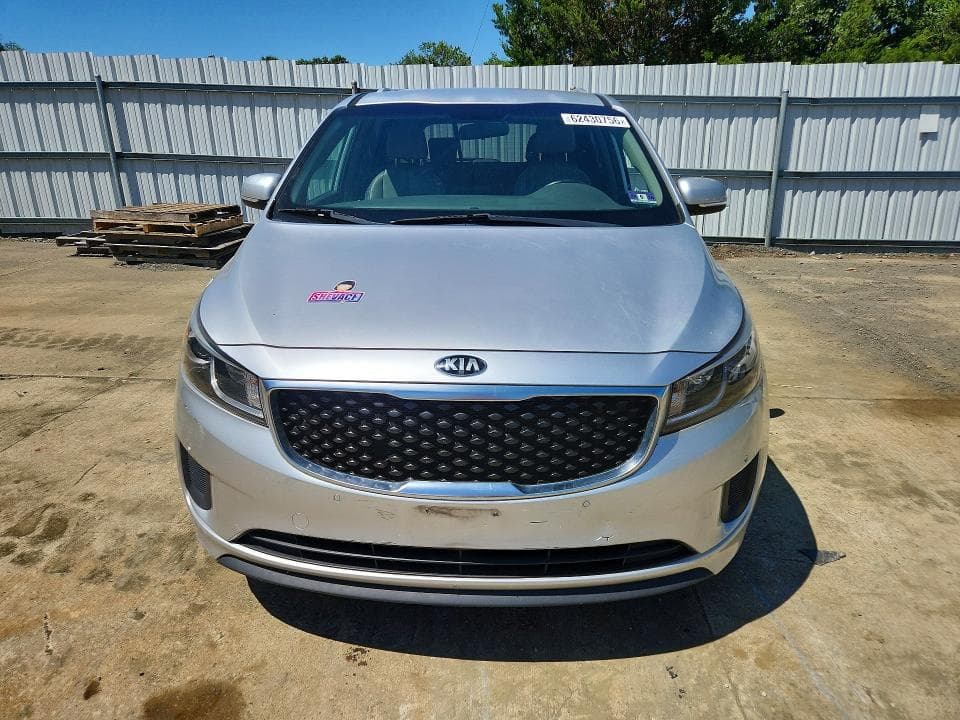 2017 KIA SEDONA LX 5