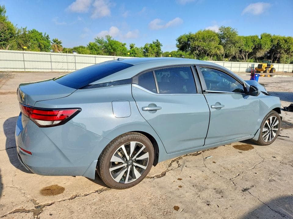 2025 NISSAN SENTRA SV 3