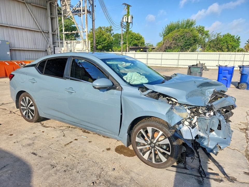 2025 NISSAN SENTRA SV 4