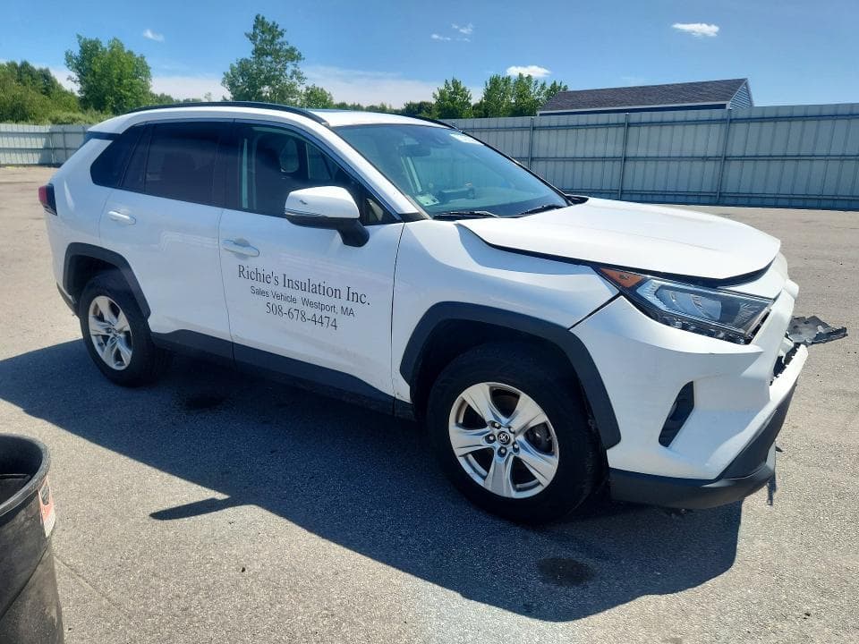 2019 TOYOTA RAV4 XLE XLE 4