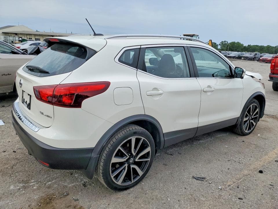 2017 NISSAN ROGUE SPORT SL 3