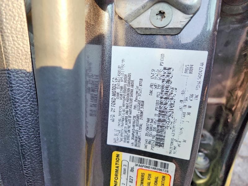 2017 FORD FUSION SE 12