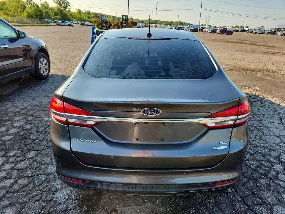 2017 FORD FUSION SE 6