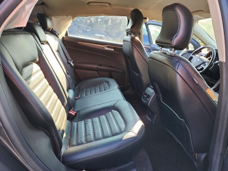 2017 FORD FUSION SE 10