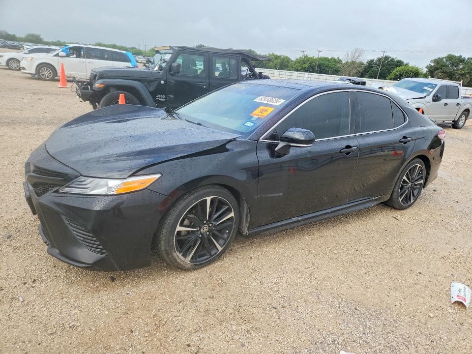 2020 TOYOTA CAMRY XSE - 1
