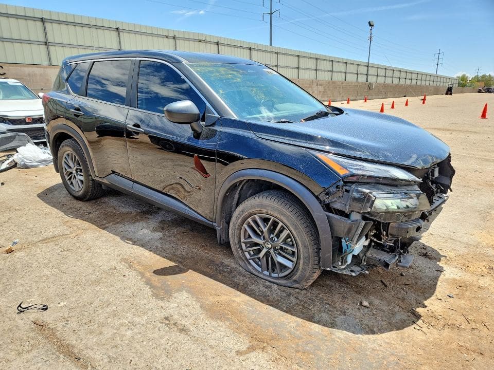 2021 NISSAN ROGUE S 4