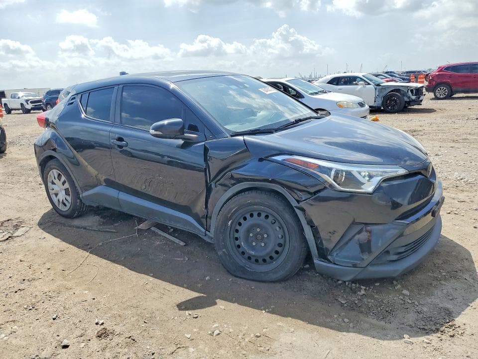 2019 TOYOTA C-HR LE 4