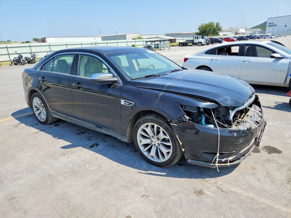 2018 FORD TAURUS LIMITED 4