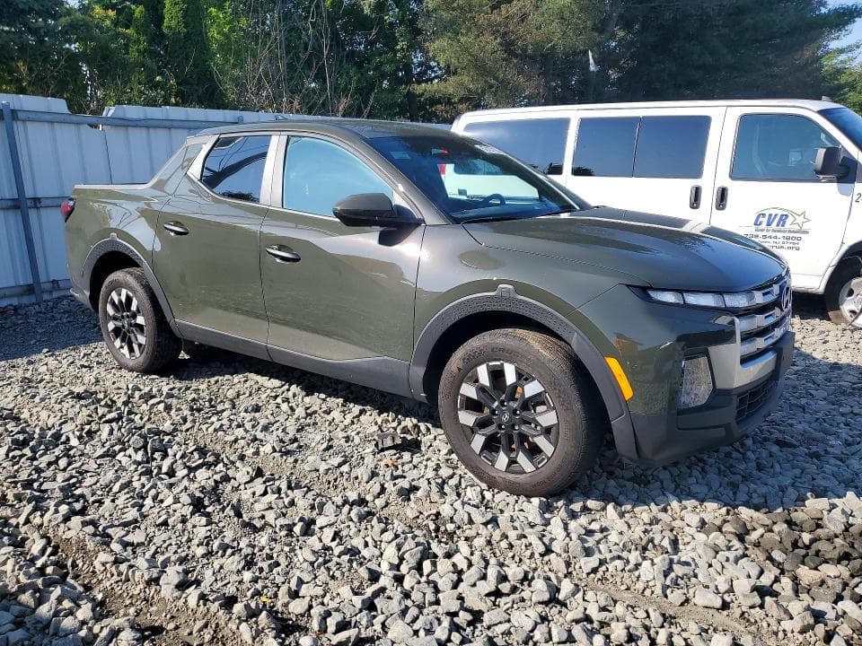2025 HYUNDAI SANTA CRUZ SE 4