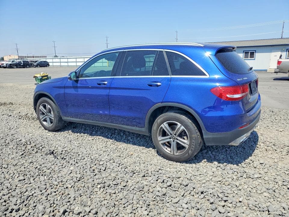 2018 MERCEDES-BENZ GLC 300 4MATIC 2