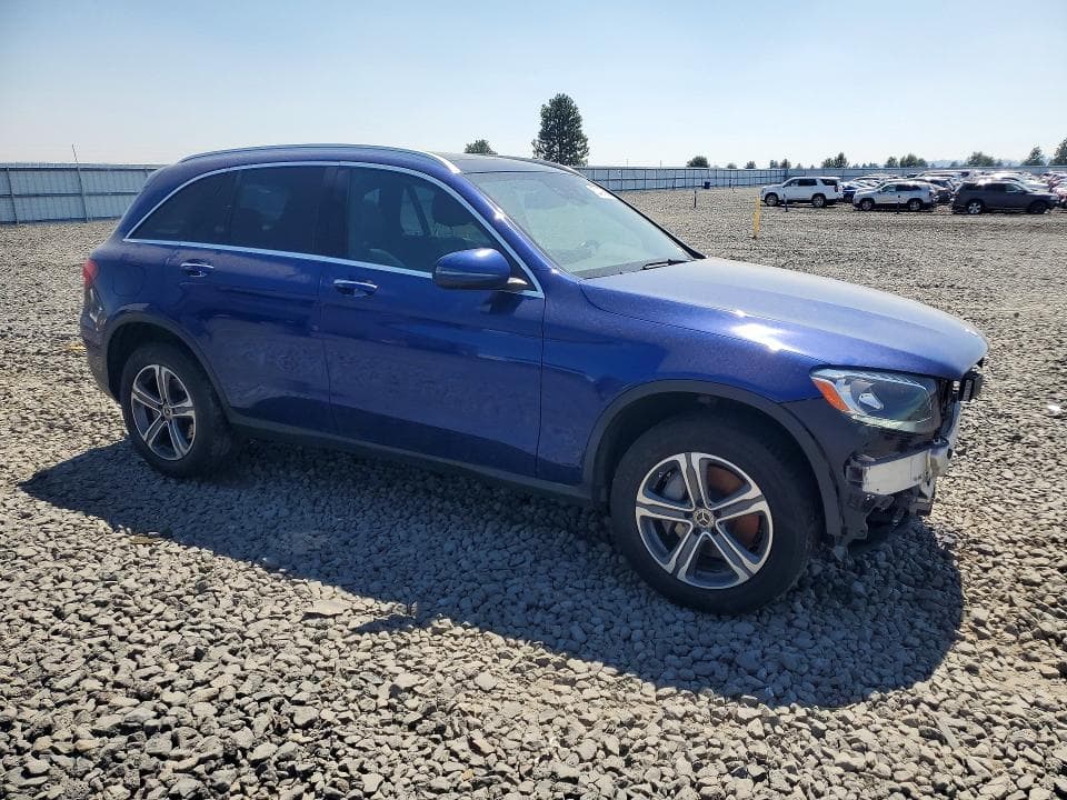 2018 MERCEDES-BENZ GLC 300 4MATIC 4