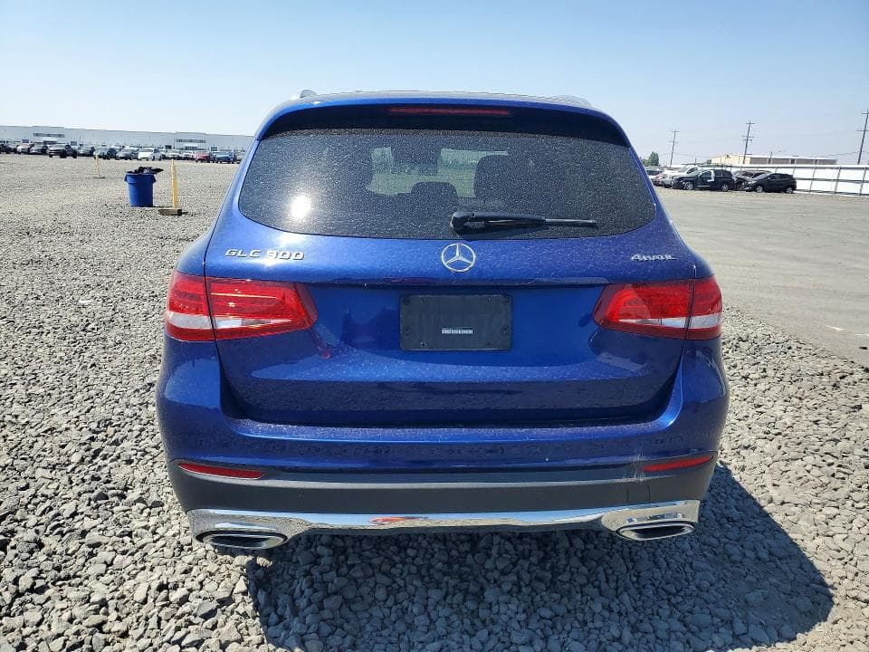 2018 MERCEDES-BENZ GLC 300 4MATIC 6