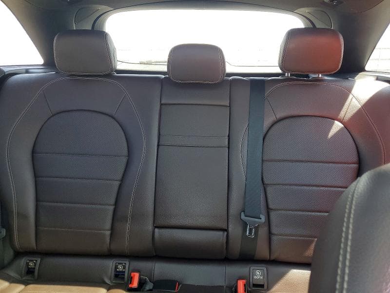 2018 MERCEDES-BENZ GLC 300 4MATIC 10