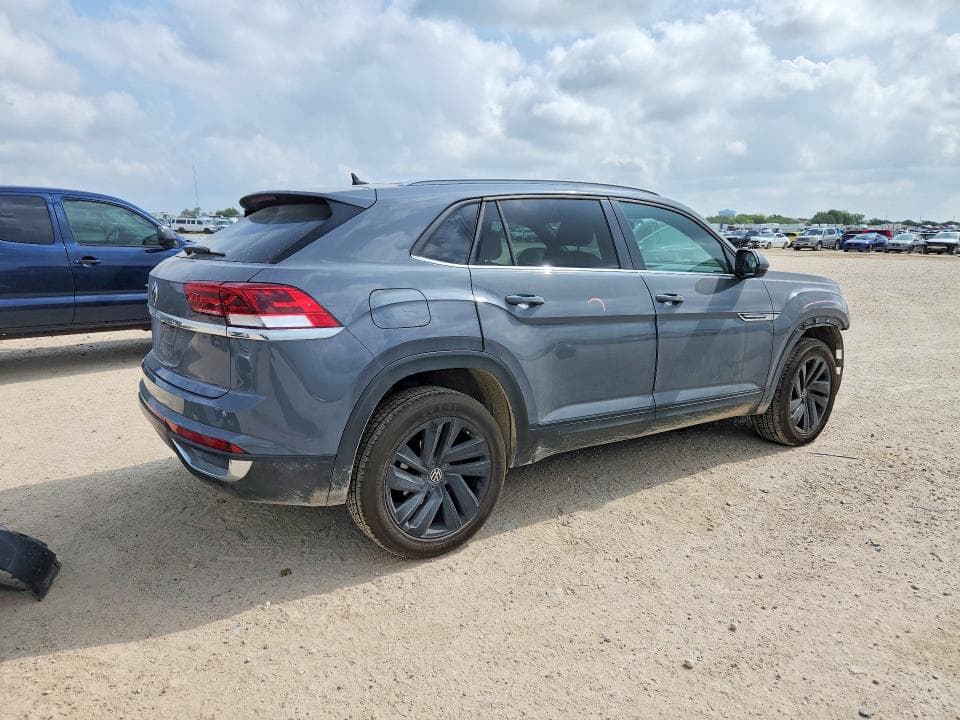 2021 VOLKSWAGEN ATLAS CROSS SPORT SE 3
