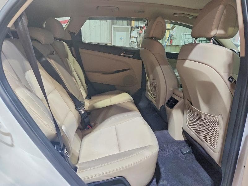 2018 HYUNDAI TUCSON VALUE 11