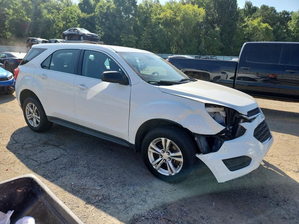 2017 CHEVROLET EQUINOX LS 4