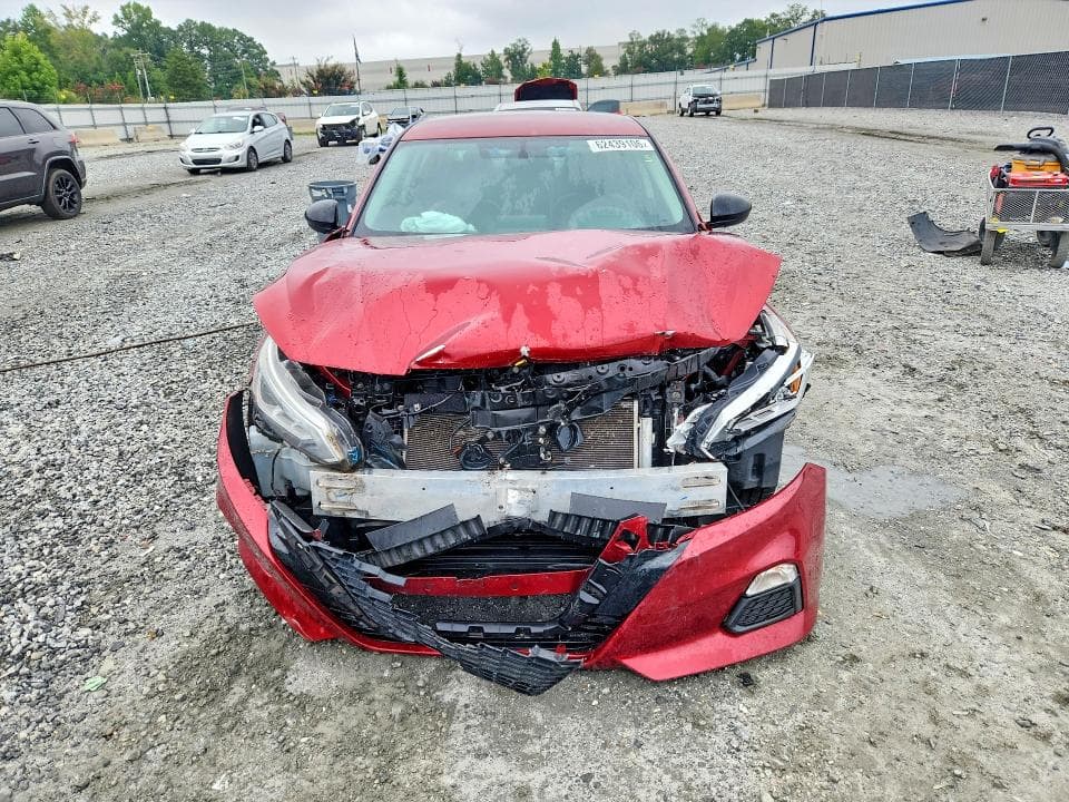 2019 NISSAN ALTIMA SR 5