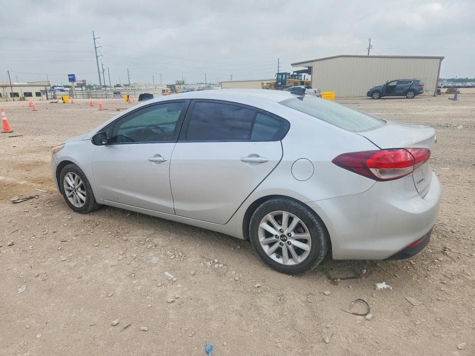2017 KIA FORTE LX 2