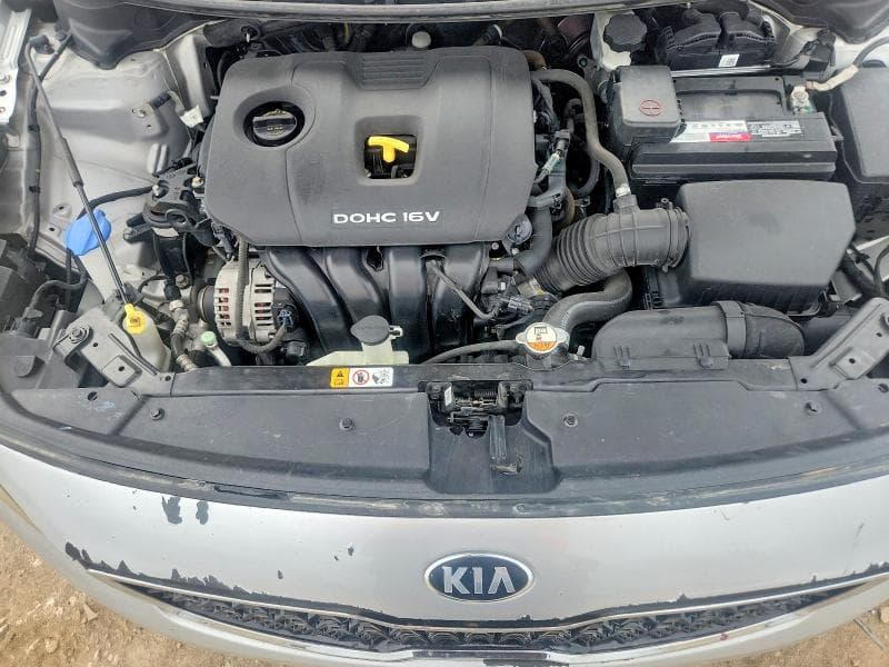 2017 KIA FORTE LX 11