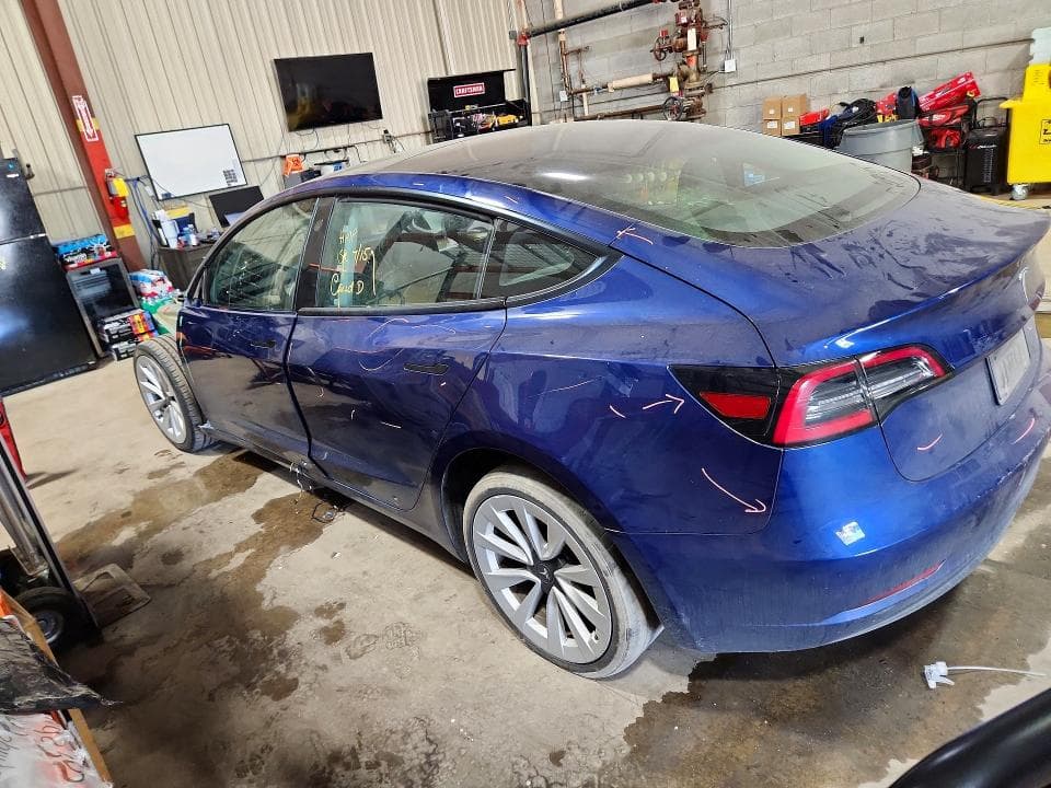 2023 TESLA MODEL 3 2