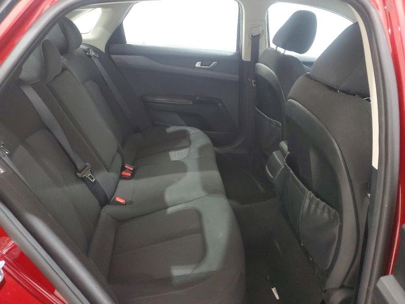 2023 KIA K5 LXS 10