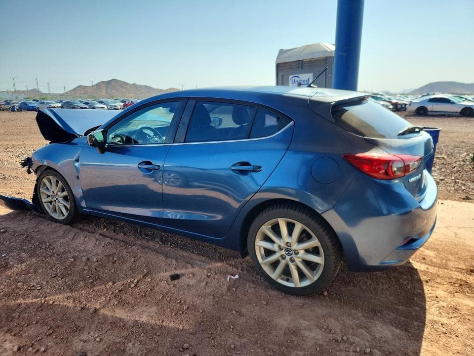 2017 MAZDA 3 TOURING 2