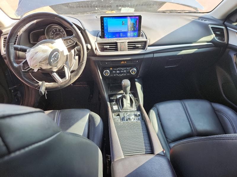 2017 MAZDA 3 TOURING 8
