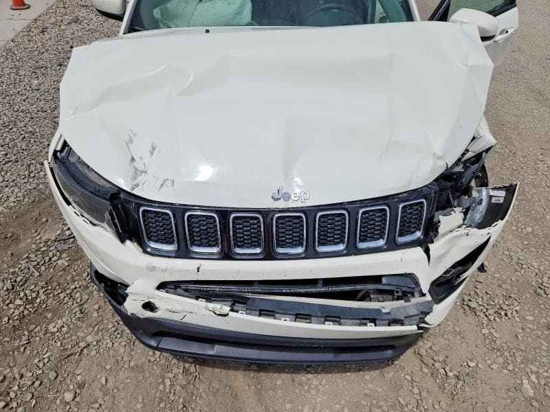 2018 JEEP COMPASS LATITUDE 11
