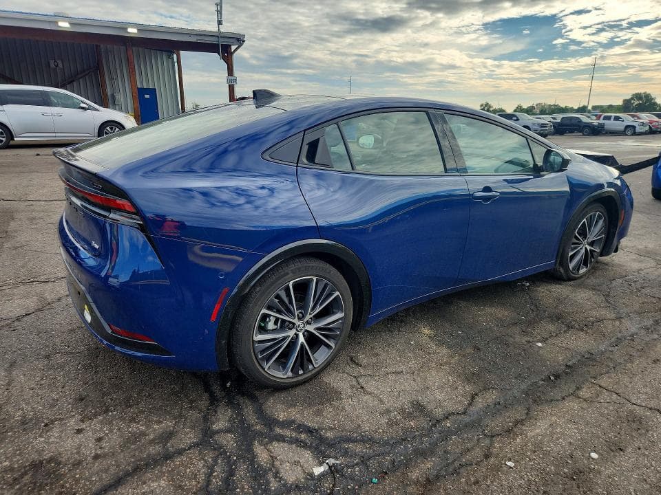 2024 TOYOTA PRIUS LIMITED 3