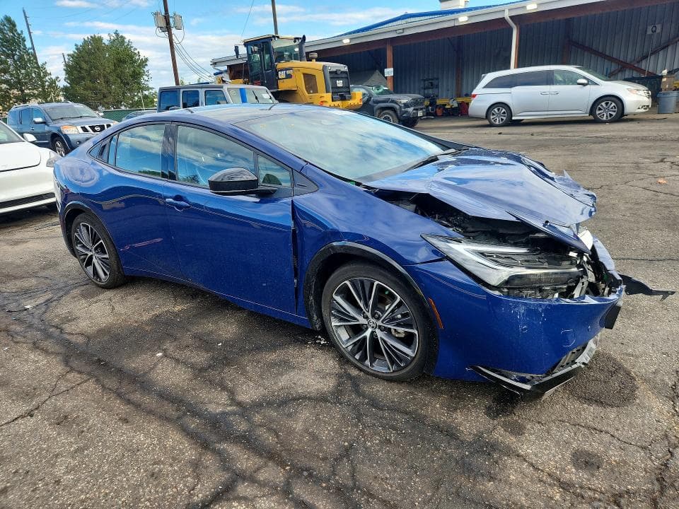 2024 TOYOTA PRIUS LIMITED 4
