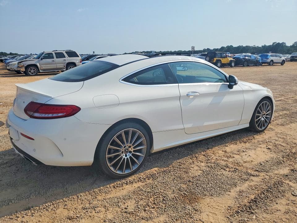2017 MERCEDES-BENZ C 300 3