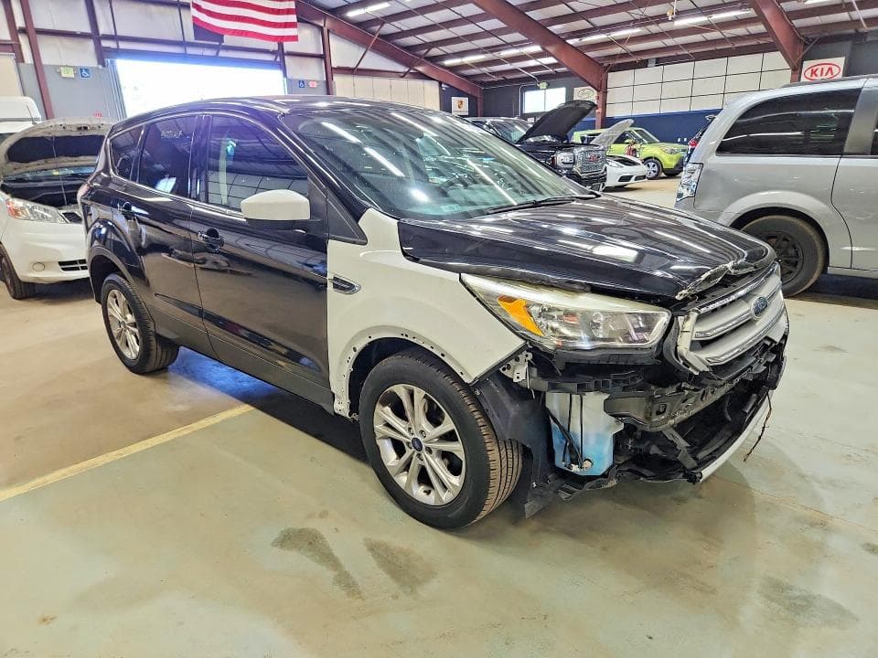2017 FORD ESCAPE SE SE 5