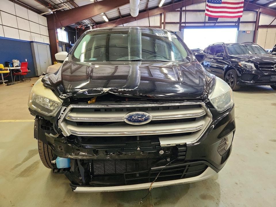 2017 FORD ESCAPE SE SE 6