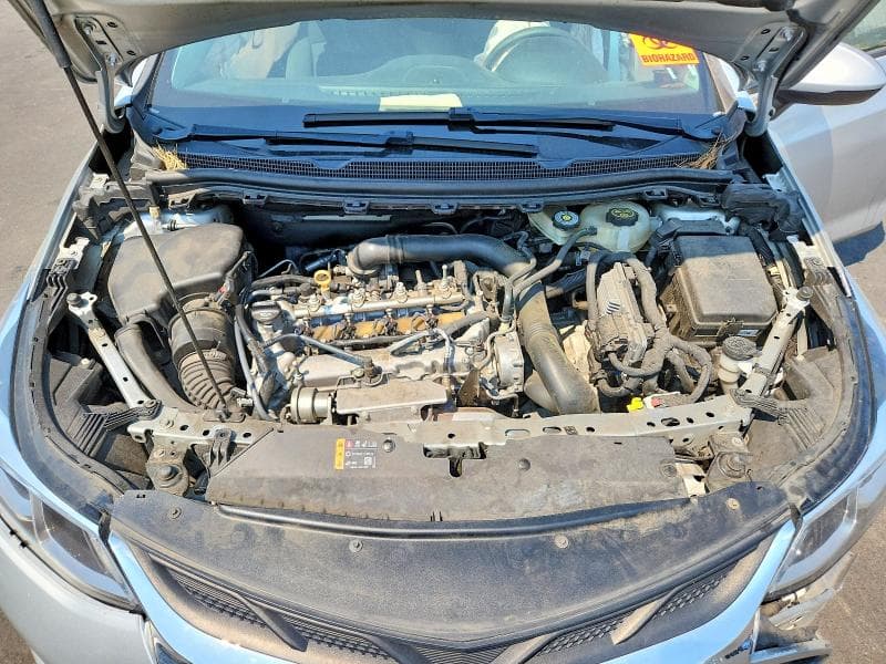 2019 CHEVROLET CRUZE 11