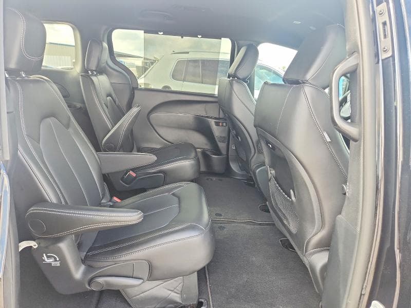 2026 CHRYSLER PACIFICA SELECT 11