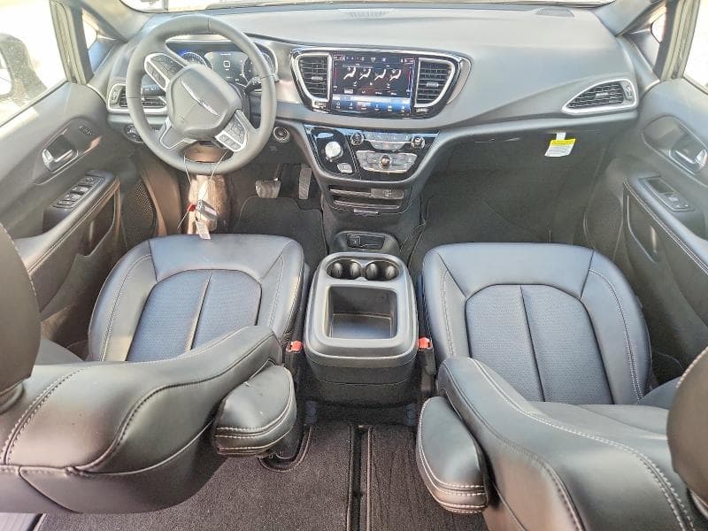 2026 CHRYSLER PACIFICA SELECT 8
