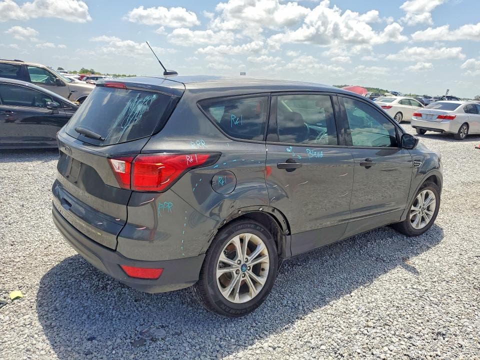 2019 FORD ESCAPE S 3