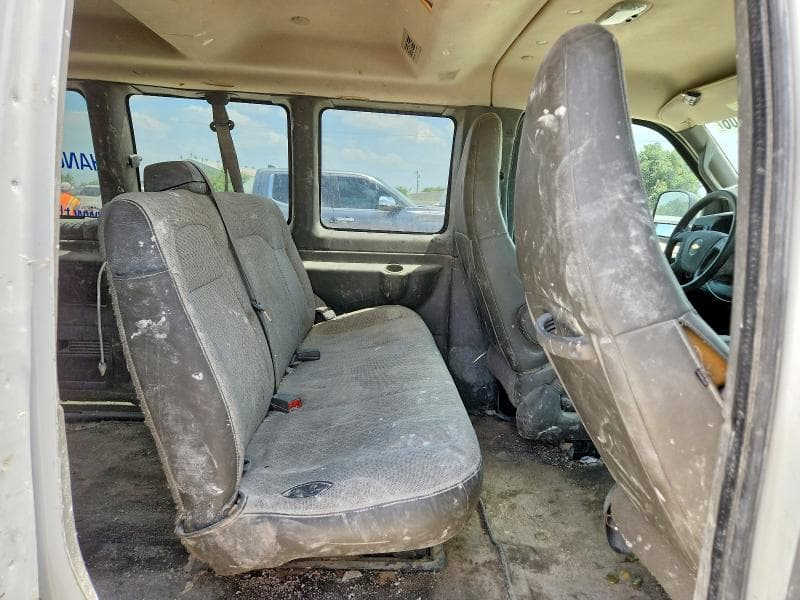 2017 CHEVROLET EXPRESS G3500 LT 11