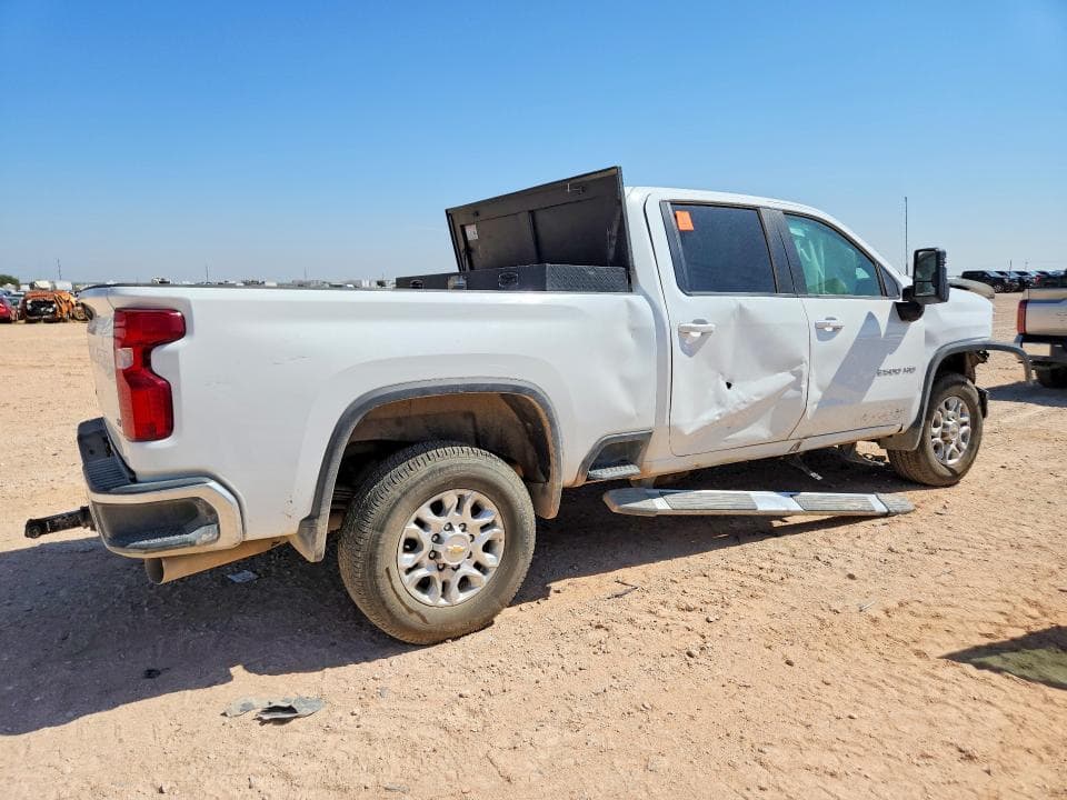 2026 CHEVROLET SILVERADO K2500 HEAVY DUTY LT 3