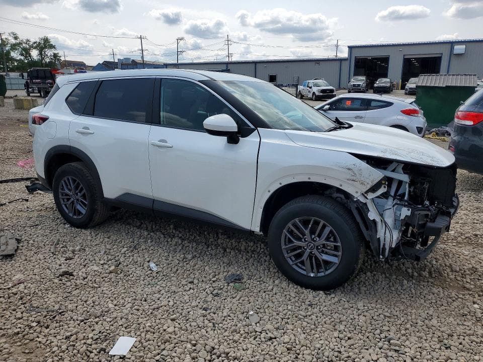 2026 NISSAN ROGUE SV 4