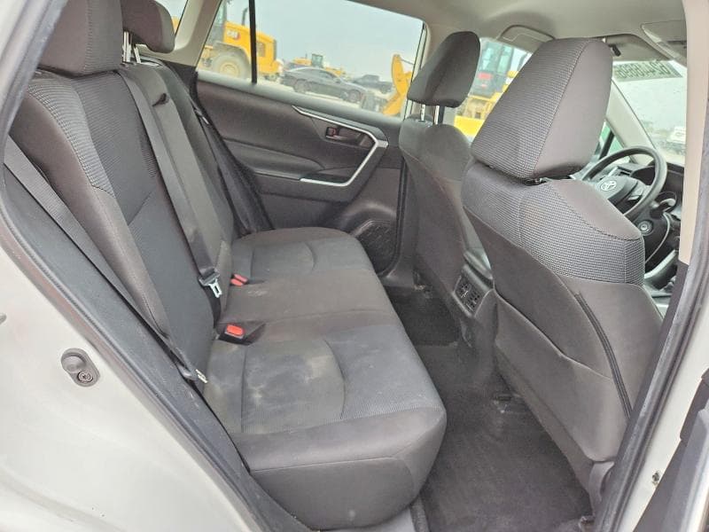 2022 TOYOTA RAV4 LE 11