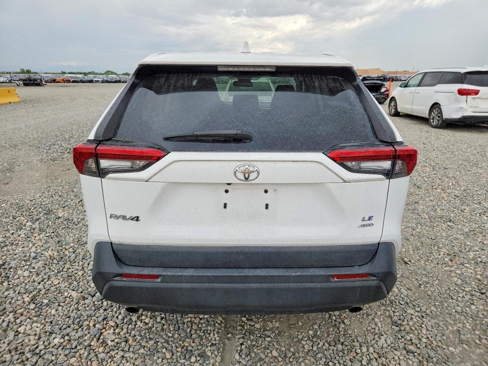 2022 TOYOTA RAV4 LE 6