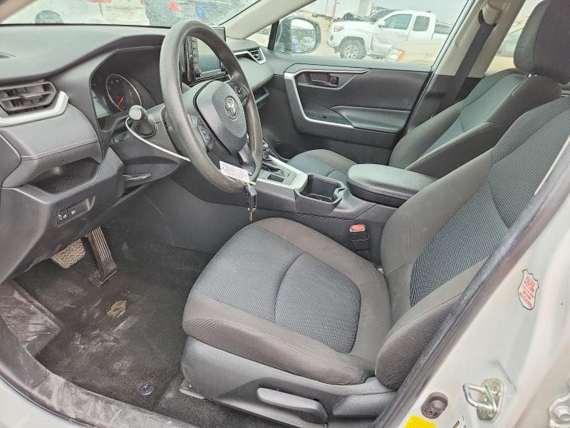 2022 TOYOTA RAV4 LE 7