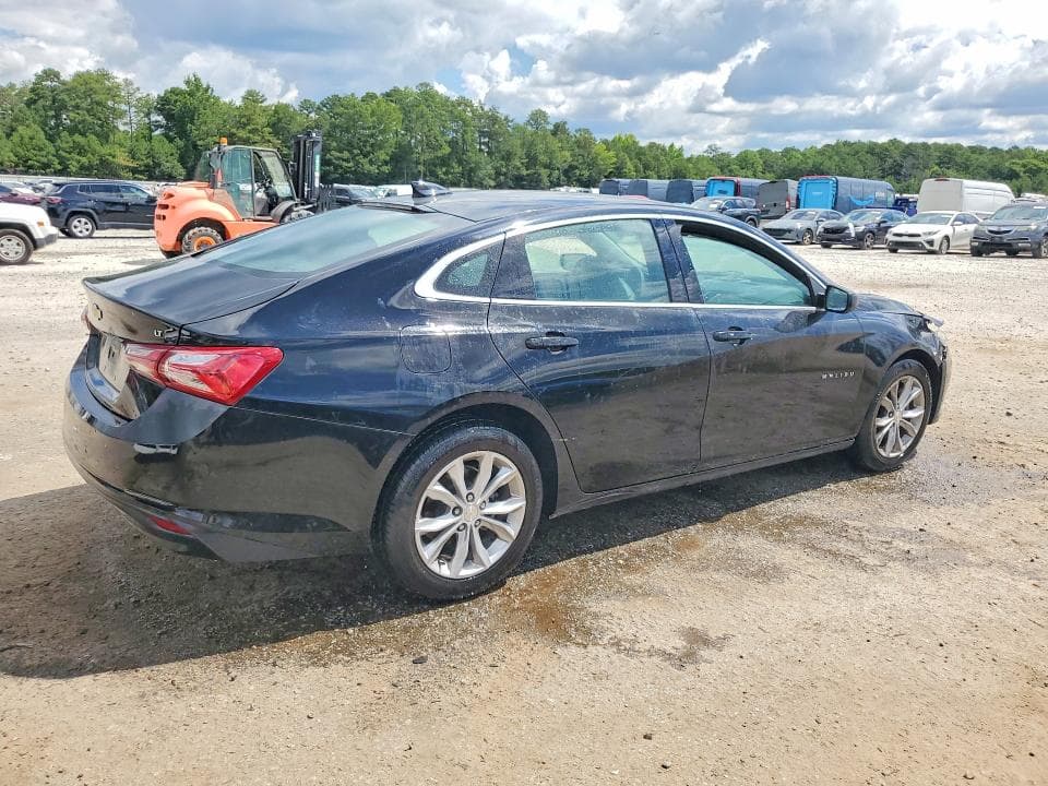 2022 CHEVROLET MALIBU LT 3