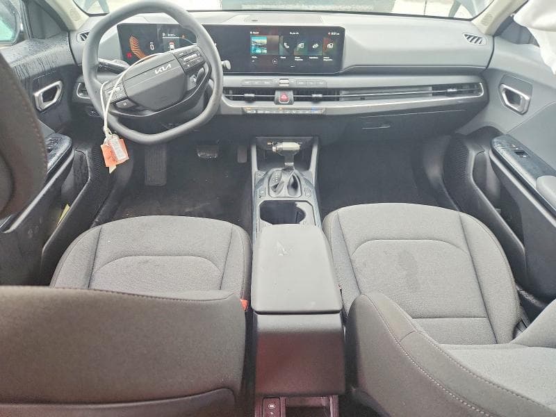 2025 KIA K4 LXS 8