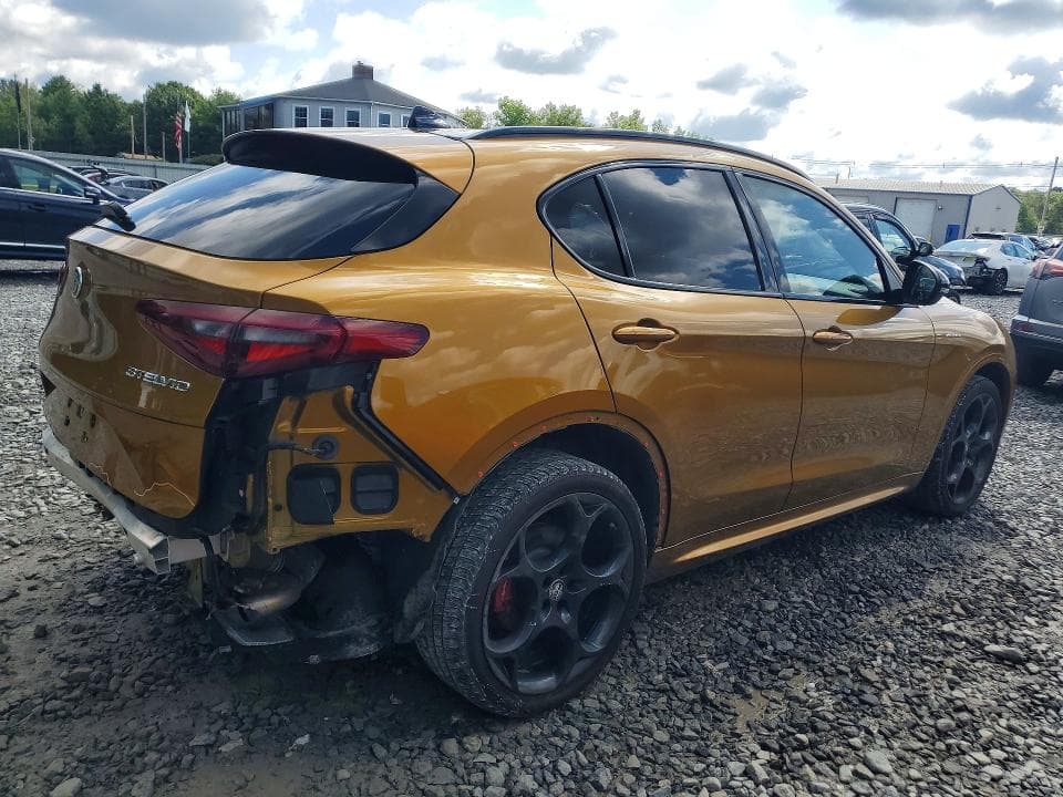 2022 ALFA ROMEO STELVIO TI 3