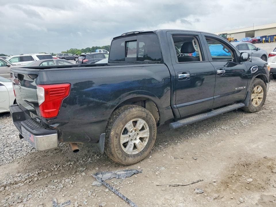 2017 NISSAN TITAN S 3