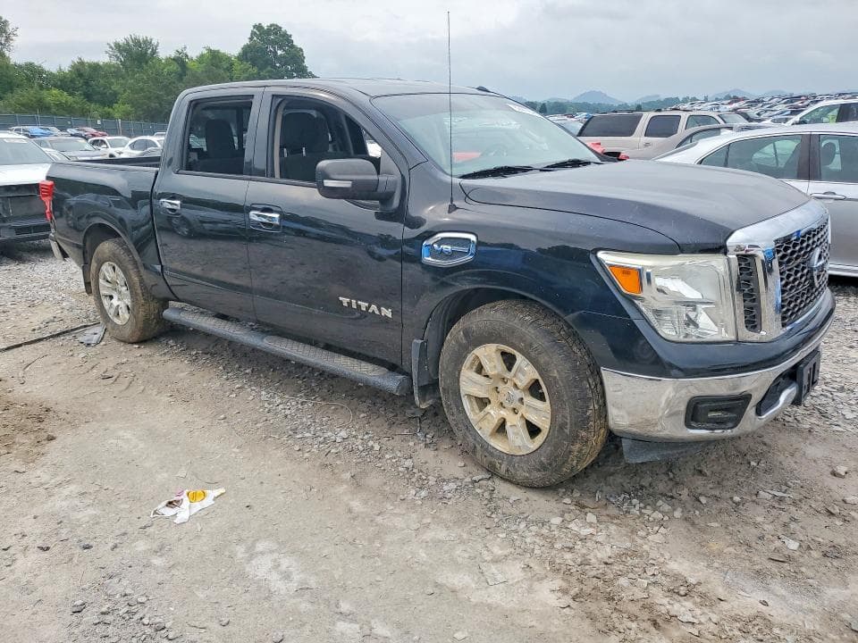 2017 NISSAN TITAN S 4