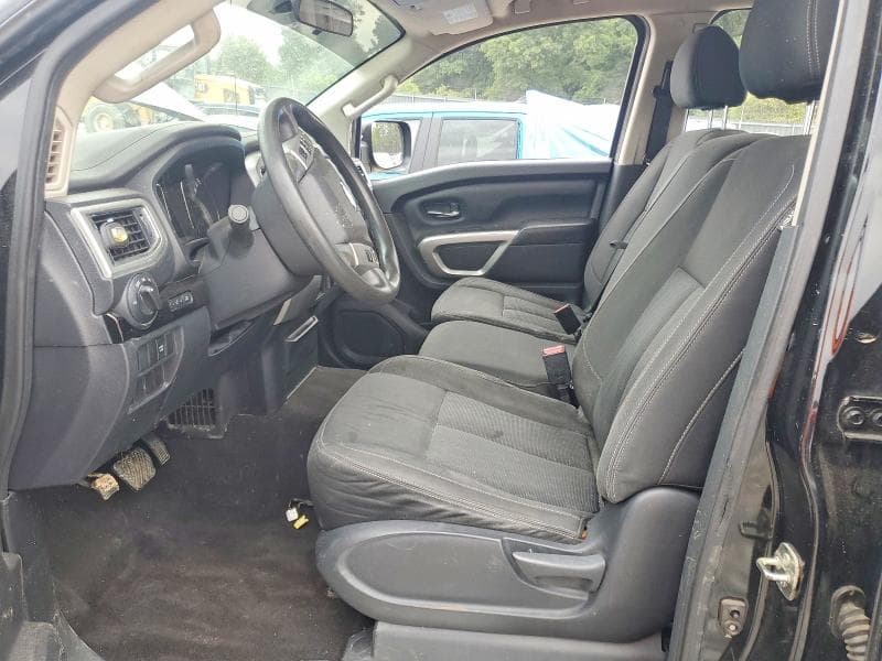 2017 NISSAN TITAN S 7