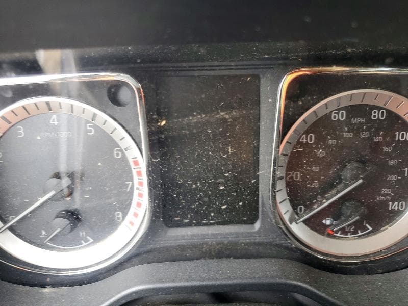 2017 NISSAN TITAN S 9